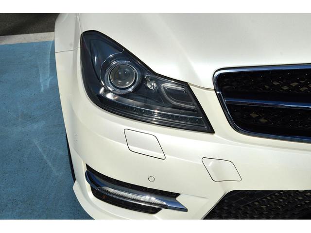 C250 ブルーエフィシェンシークーペ ターボ 赤本革シート スマートキー プッシュスタート 18インチアルミ 純正ナビTV バックカメラ 電動シート シートヒーター ディスチャージランプ クリアランスソナー アイドリングストップ(12枚目)