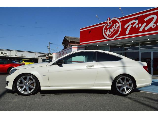 C250 ブルーエフィシェンシークーペ ターボ 赤本革シート スマートキー プッシュスタート 18インチアルミ 純正ナビTV バックカメラ 電動シート シートヒーター ディスチャージランプ クリアランスソナー アイドリングストップ(18枚目)
