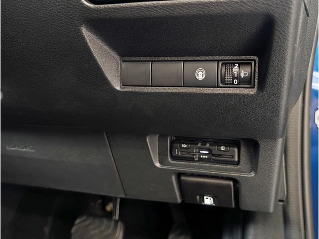 ノート Ｓ　カロッツェリアナビ／全方位運転支援システム／アラウンドビューモニター／デジタルインナーミラー／ＬＥＤヘッドライト／コーナーセンサー／ブラインドスポットモニター／ＥＴＣ／前後ドラレコ／禁煙車（11枚目）