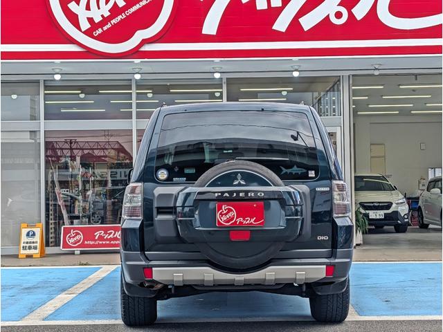パジェロ ロング　エクシード　４ＷＤ／１オーナー／同色ペイント／社外ナビ／ＥＴＣ／オートクルーズコントロール／オートライト／社外アルミ／ＨＩＤヘッドライト／キーレスエントリー／シートヒーター／７人乗り（23枚目）