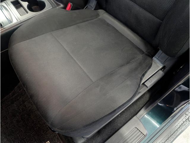 パジェロ ロング　エクシード　４ＷＤ／１オーナー／同色ペイント／社外ナビ／ＥＴＣ／オートクルーズコントロール／オートライト／社外アルミ／ＨＩＤヘッドライト／キーレスエントリー／シートヒーター／７人乗り（31枚目）