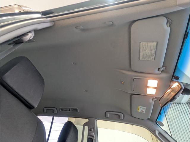 パジェロ ロング　エクシード　４ＷＤ／１オーナー／同色ペイント／社外ナビ／ＥＴＣ／オートクルーズコントロール／オートライト／社外アルミ／ＨＩＤヘッドライト／キーレスエントリー／シートヒーター／７人乗り（36枚目）