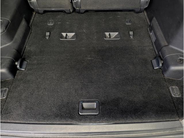 パジェロ ロング　エクシード　４ＷＤ／１オーナー／同色ペイント／社外ナビ／ＥＴＣ／オートクルーズコントロール／オートライト／社外アルミ／ＨＩＤヘッドライト／キーレスエントリー／シートヒーター／７人乗り（40枚目）