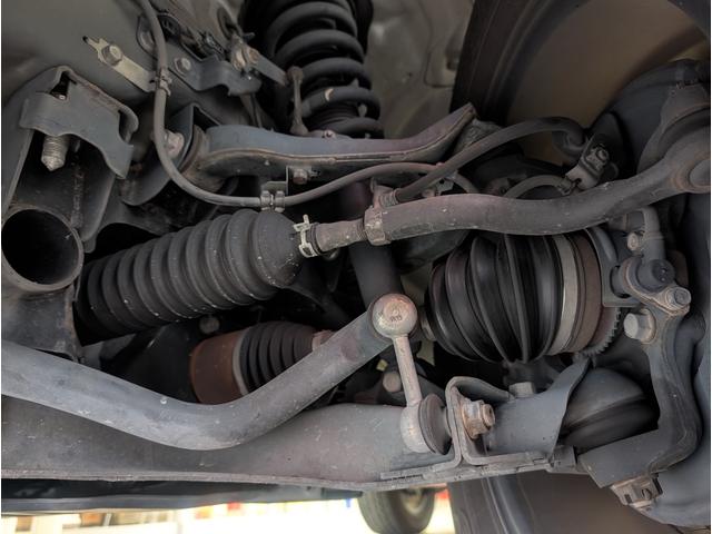 パジェロ ロング　エクシード　４ＷＤ／１オーナー／同色ペイント／社外ナビ／ＥＴＣ／オートクルーズコントロール／オートライト／社外アルミ／ＨＩＤヘッドライト／キーレスエントリー／シートヒーター／７人乗り（51枚目）