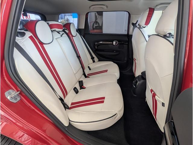 ＭＩＮＩ クーパーＤ　クラブマン　サンルーフ／ペッパーＰＫＧ／デジタルＰＫＧ／ＬＥＤヘッドライト／Ｆ・Ｒパークディスタンス／ＡＣＣ／ヘッドアップディスプレイ／純正ナビ／バックモニター／ユニオンジャックテール／ＥＴＣ／１オーナー／禁煙車（35枚目）