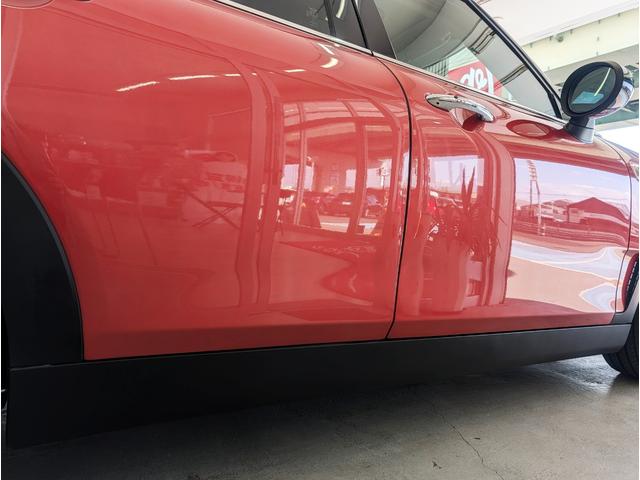 ＭＩＮＩ クーパーＤ　クラブマン　サンルーフ／ペッパーＰＫＧ／デジタルＰＫＧ／ＬＥＤヘッドライト／Ｆ・Ｒパークディスタンス／ＡＣＣ／ヘッドアップディスプレイ／純正ナビ／バックモニター／ユニオンジャックテール／ＥＴＣ／１オーナー／禁煙車（49枚目）