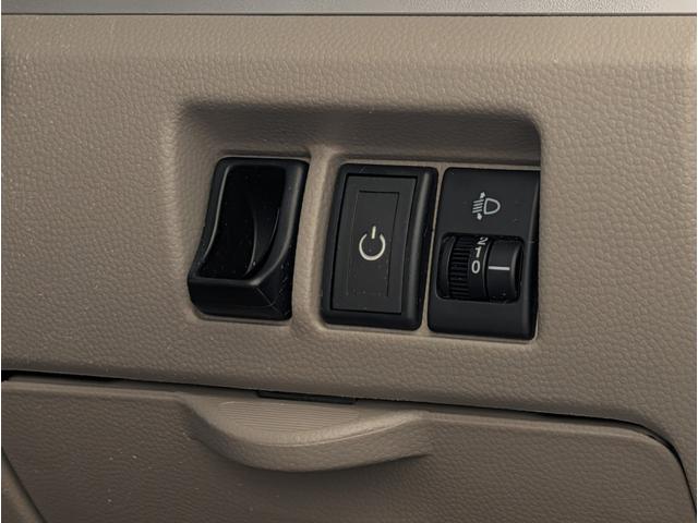 営業時間平日：１０：００〜１９：００　定休日：木曜日　※年末年始・ＧＷ・お盆は臨時休業あり