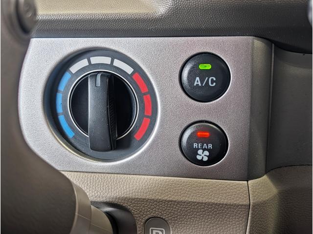 気温に合わせて直感的に操作することで、車内をいつでも快適に保てます。