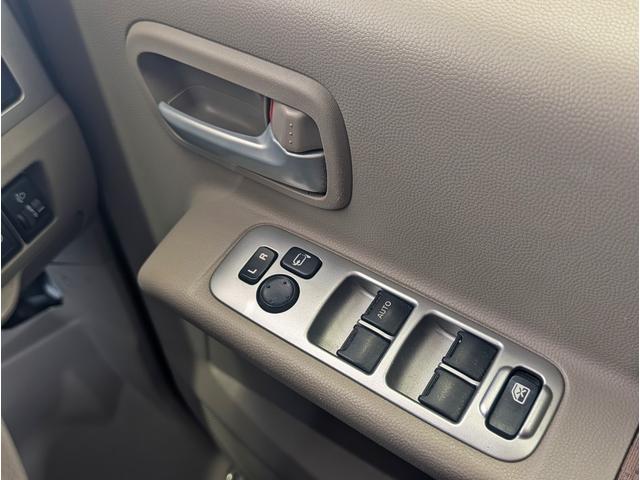 パワーウィンドウ付き☆運転席で全部の窓を開閉することが可能！！快適にドライブをお楽しみいただけます☆