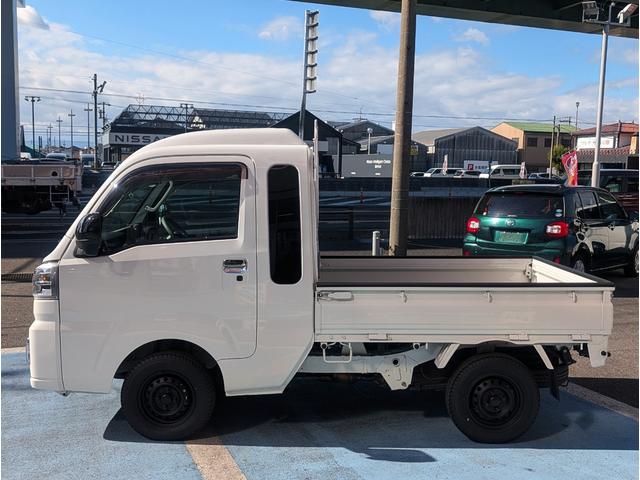 ハイゼットトラック ジャンボエクストラ　４ＷＤ／ＣＶＴ／純正９型ディスプレイオーディオ／レザー調シートカバー／ナビ連動ドラレコ／Ｂｌｕｅｔｏｏｔｈ／バックカメラ／スマートアシスト／コーナーセンサ／ＬＥＤヘッド・フォグ／禁煙／ＵＳＢ／ＨＤＭＩ（22枚目）