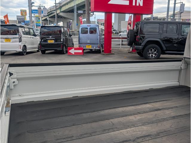 ハイゼットトラック ジャンボエクストラ　４ＷＤ／ＣＶＴ／純正９型ディスプレイオーディオ／レザー調シートカバー／ナビ連動ドラレコ／Ｂｌｕｅｔｏｏｔｈ／バックカメラ／スマートアシスト／コーナーセンサ／ＬＥＤヘッド・フォグ／禁煙／ＵＳＢ／ＨＤＭＩ（48枚目）