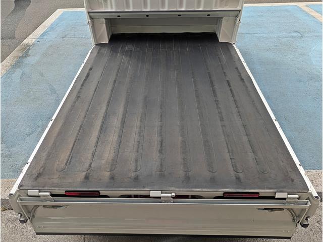 ハイゼットトラック ジャンボエクストラ　４ＷＤ／ＣＶＴ／純正９型ディスプレイオーディオ／レザー調シートカバー／ナビ連動ドラレコ／Ｂｌｕｅｔｏｏｔｈ／バックカメラ／スマートアシスト／コーナーセンサ／ＬＥＤヘッド・フォグ／禁煙／ＵＳＢ／ＨＤＭＩ（50枚目）