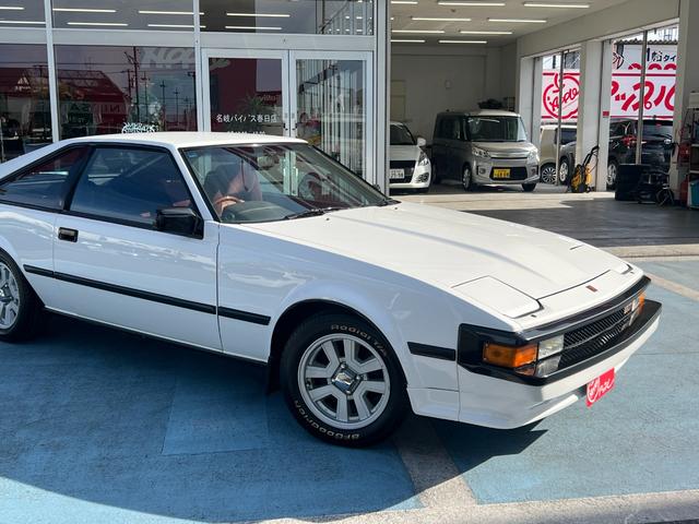 セリカＸＸ ＧＴ　自社買取車／同色全塗装済み／フルセグナビ／２０２２年製タイヤ／バックカメラ／ナルディステアリング／レーダー付きミラー／水温計／ＥＴＣ／各純正部品積み込み（5枚目）