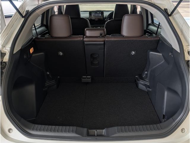 ヤリスクロス ハイブリッドＺ　純正ナビ／全方位モニター／追従レーダークルーズ／ブラインドスポットモニター／運転席パワーシート／前席シートヒーター／ハンドルヒーター／ハーフレザーシート／ＬＥＤヘッドライト／ＥＴＣ／１オーナー／禁煙車（39枚目）