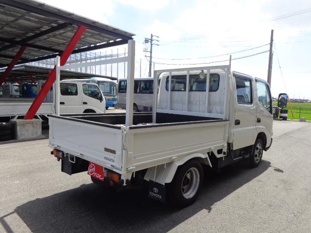 4WD Wキャブ 積載1.05トン(2枚目)