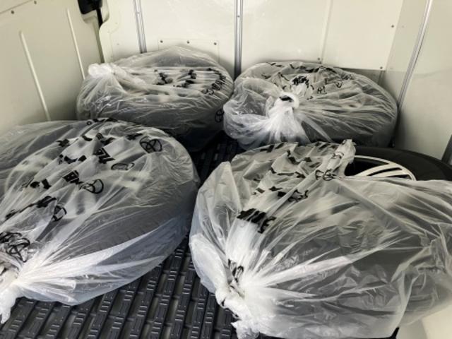 ハイエースバン 4WD 1トン 中温冷凍バン(18枚目)