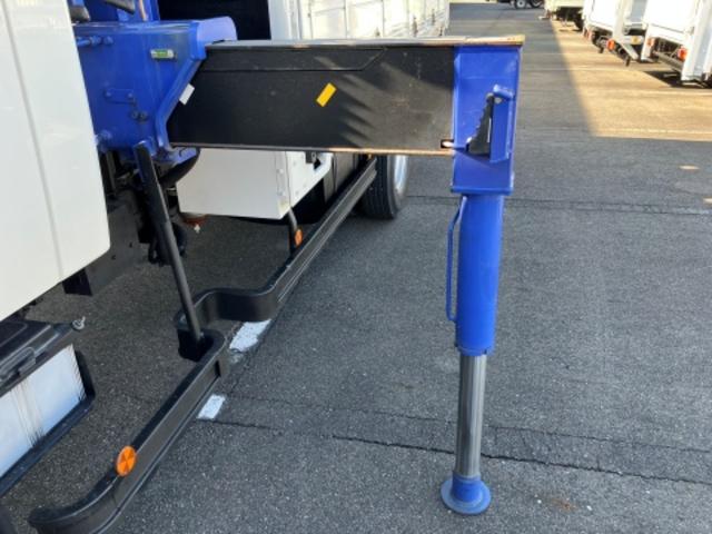 ヒノレンジャー 　Ｗキャブ　２．３トン　４段クレーン（11枚目）