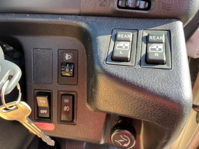 ヒノレンジャー 　Ｗキャブ　２．３トン　４段クレーン（51枚目）