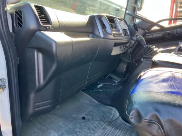 ヒノレンジャー 　Ｗキャブ　２．３トン　４段クレーン（61枚目）