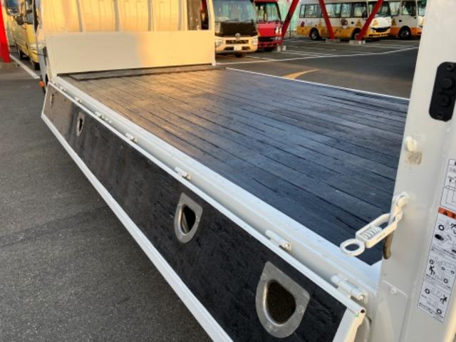 デュトロ 2トン ワイドロング 垂直パワーゲート(18枚目)