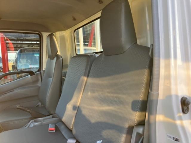 デュトロ 2トン ワイドロング 垂直パワーゲート(50枚目)