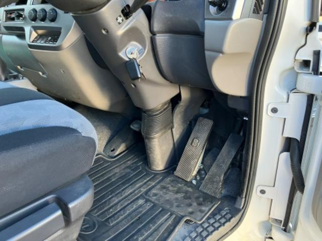 コンドル 3.8トン ベッド付き(43枚目)