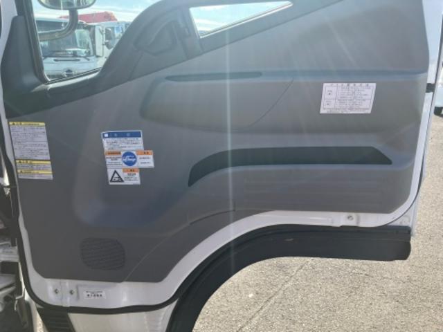 キャンター 3.4トン 4段クレーン ラジコン PG(55枚目)