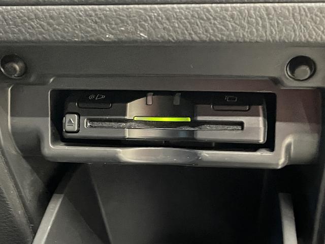 アルファード ２４０Ｓ　ドライブレコーダー　ＥＴＣ　バックカメラ　ＴＶ　クリアランスソナー　両側電動スライドドア　ＨＩＤ　スマートキー　後席モニター　３列シート　ＣＶＴ　アルミホイール　ミュージックプレイヤー接続可（28枚目）
