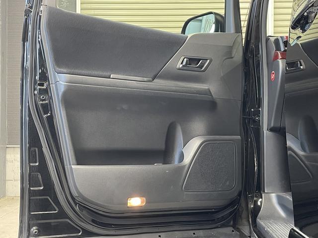 アルファード ２４０Ｓ　ドライブレコーダー　ＥＴＣ　バックカメラ　ＴＶ　クリアランスソナー　両側電動スライドドア　ＨＩＤ　スマートキー　後席モニター　３列シート　ＣＶＴ　アルミホイール　ミュージックプレイヤー接続可（32枚目）