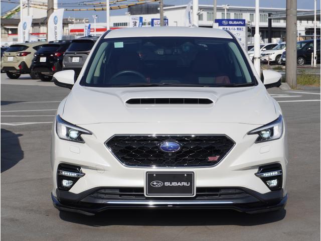 ＡＩＳ評価点４点以上、走行距離８万キロ未満、８４ヶ月未満の使用月数、修復歴なし、その他ＳＵＢＡＲＵ独自の基準を満たした品質の良いＵ−Ｃａｒを幅広く取り揃えております。「あんしん保証」も２年付きです。