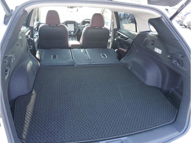 【シートアレンジ】大きな荷物や長い荷物なども載せられます。さまざまなライフスタイルやニーズにしっかりと応えてくれます。