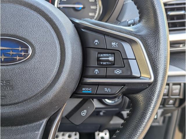 【クルーズコントロール】高速道路で速度などを設定できます。長距離運転も疲労軽減できます。