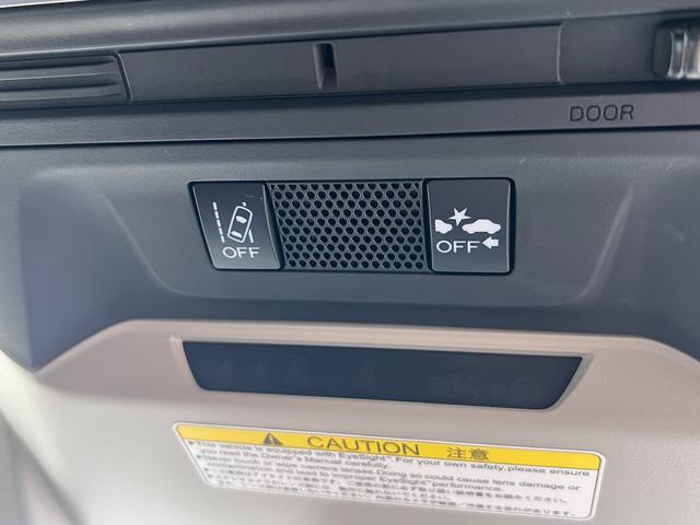 ＳＵＢＡＲＵのメカニックは様々な研修などを通じて腕を磨き、専用機器を用いながら高度な点検・整備を行います。ＳＵＢＡＲＵ車のアフターケアは、専門スタッフにお任せください。