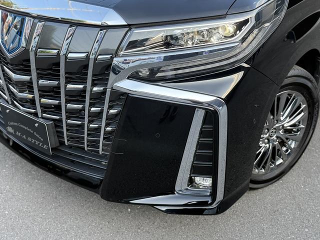 アルファードハイブリッド ・スペーシャスラウンジ 2.5☆4WD☆最終特別仕様 ☆100台限定車☆4人乗り☆ラグジュアリー仕様☆黒革リラクゼーション・マッサージシート☆冷蔵庫☆サンルーフ☆JBLサウンド☆ナビ・フルセグTV・ETC☆全方位カメラ☆デジタルインナーミラー☆(8枚目)