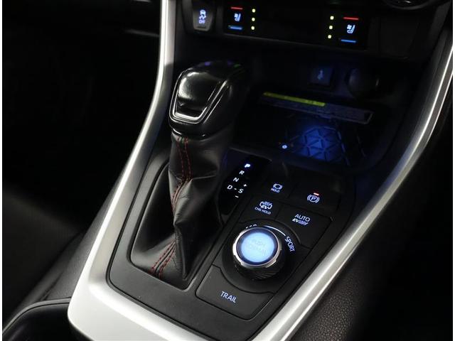 RAV4 PHV ブラックトーン LEDランプ サンルーフ 100V電源 4WD ETC パワーシート 盗難防止装置 ドラレコ ミュージックプレイヤー接続可 バックカメラ クルーズコントロール ABS キーレス メモリーナビ 記録簿(14枚目)