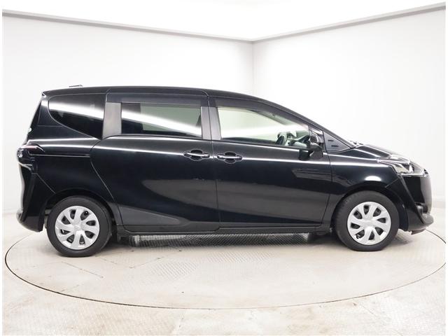 シエンタ G ナビ・TV スマートキープッシュスタート アイドリングS リアカメラ 地デジフルセグ 定期点検記録簿 フルオートエアコン パワーウィンド ETC 運転席エアバック パワステ キーフリーシステム ABS(4枚目)