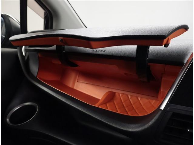 シエンタ G ナビ・TV スマートキープッシュスタート アイドリングS リアカメラ 地デジフルセグ 定期点検記録簿 フルオートエアコン パワーウィンド ETC 運転席エアバック パワステ キーフリーシステム ABS(12枚目)