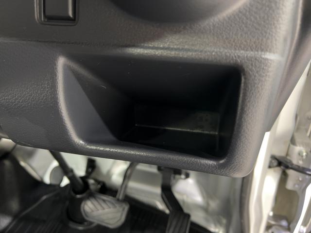 キャリイトラック ＫＣエアコンパワステ　３型　エアコン　パワーステアリング　運転席エアバッグ　ＡＢＳ（41枚目）