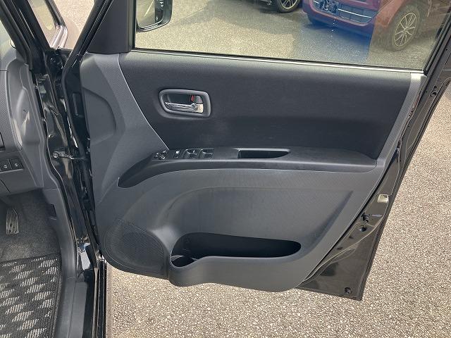 ソリオ ブラック&ホワイトII 自社 ローン スマートキー プッシュスタート 両側パワースライドドア ETC フォグライト 純正アルミホイール エアコン シートバックテーブル(32枚目)