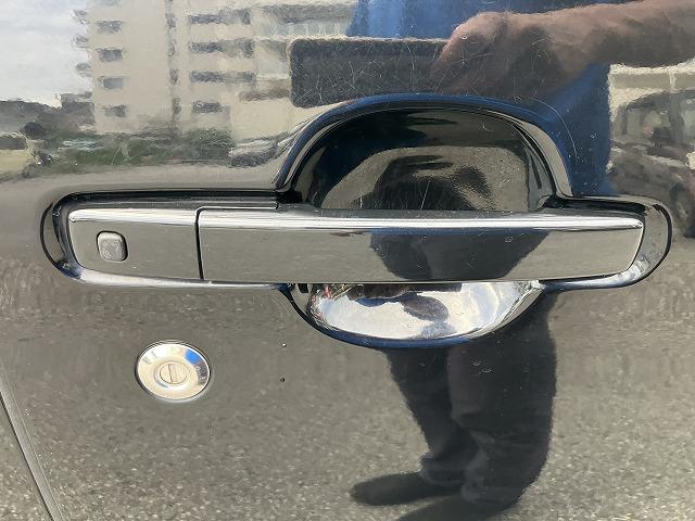遠方のご購入希望のお客様も大歓迎です!県外納車の実績もございますのでご安心ください。お客様のご指定の場所まで喜んで納車させて頂きます!!お問い合わせお待ち致しております。