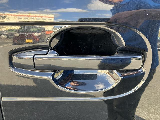 内装や外装も隅々までクリーニングしてからご納車致します♪　中古車でも安心綺麗（＊’▽’）