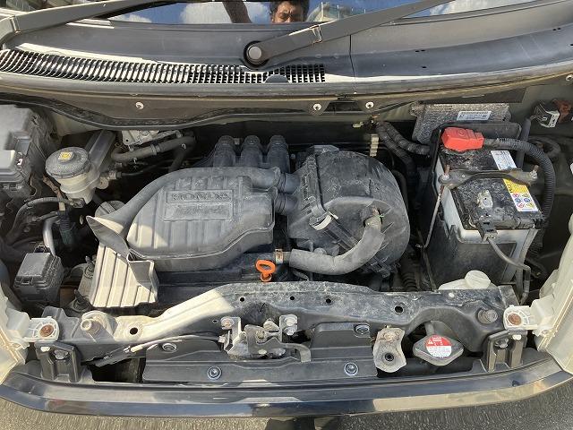 内装や外装も隅々までクリーニングしてからご納車致します♪　中古車でも安心綺麗（＊’▽’）