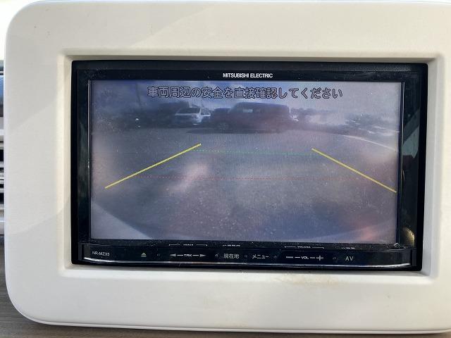 バックカメラ付き。駐車が苦手な方でも安心してバック駐車できます!