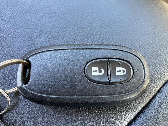 キーレス!鍵の開閉、エンジンスタートが楽々。