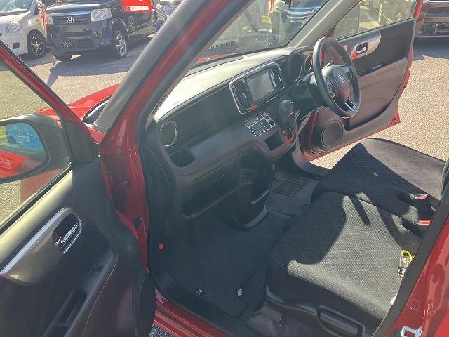 万が一の事故でも対応がよい任意保険も弊社で取り扱っておりますので、是非ご相談下さい。