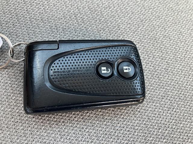 キーレス！鍵の開閉、エンジンスタートが楽々。