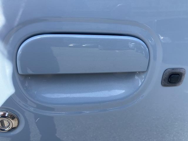 内装や外装も隅々までクリーニングしてからご納車致します♪　中古車でも安心綺麗（＊’▽’）