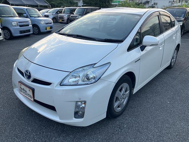 プリウス S ナビ Bluetooth バックカメラ オートエアコン スマートキー プッシュスタート フォグライト 純正ホイール 運転席エアバッグ 助手席エアバッグ 盗難防止システム 衝突安全ボディ(5枚目)