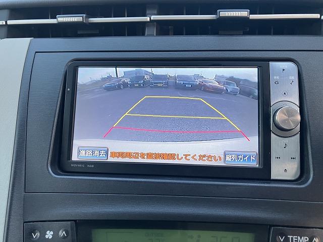 プリウス S ナビ Bluetooth バックカメラ オートエアコン スマートキー プッシュスタート フォグライト 純正ホイール 運転席エアバッグ 助手席エアバッグ 盗難防止システム 衝突安全ボディ(14枚目)