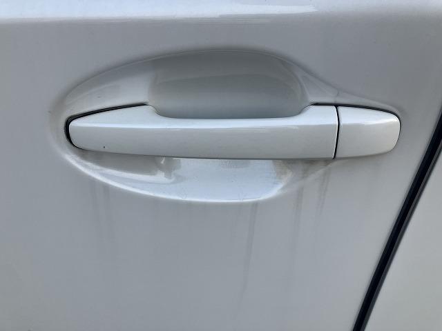 プリウス S ナビ Bluetooth バックカメラ オートエアコン スマートキー プッシュスタート フォグライト 純正ホイール 運転席エアバッグ 助手席エアバッグ 盗難防止システム 衝突安全ボディ(50枚目)